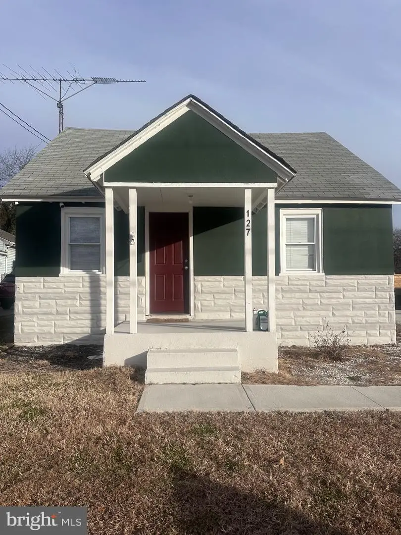 127 Roosevelt Ave, Dover, DE 19901 - Image #1