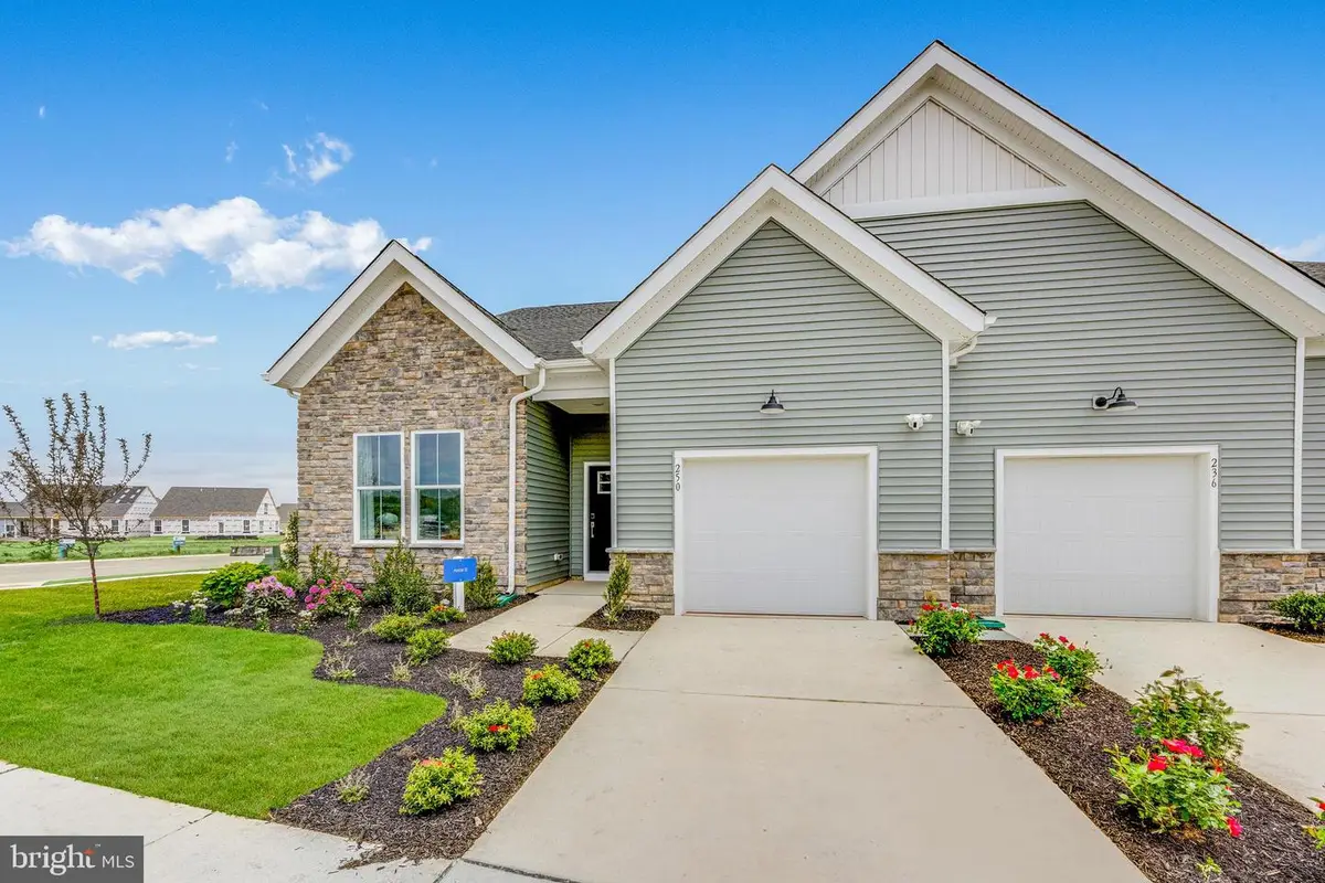 226 Carney Ct, Dover, DE 19904 - Image #1