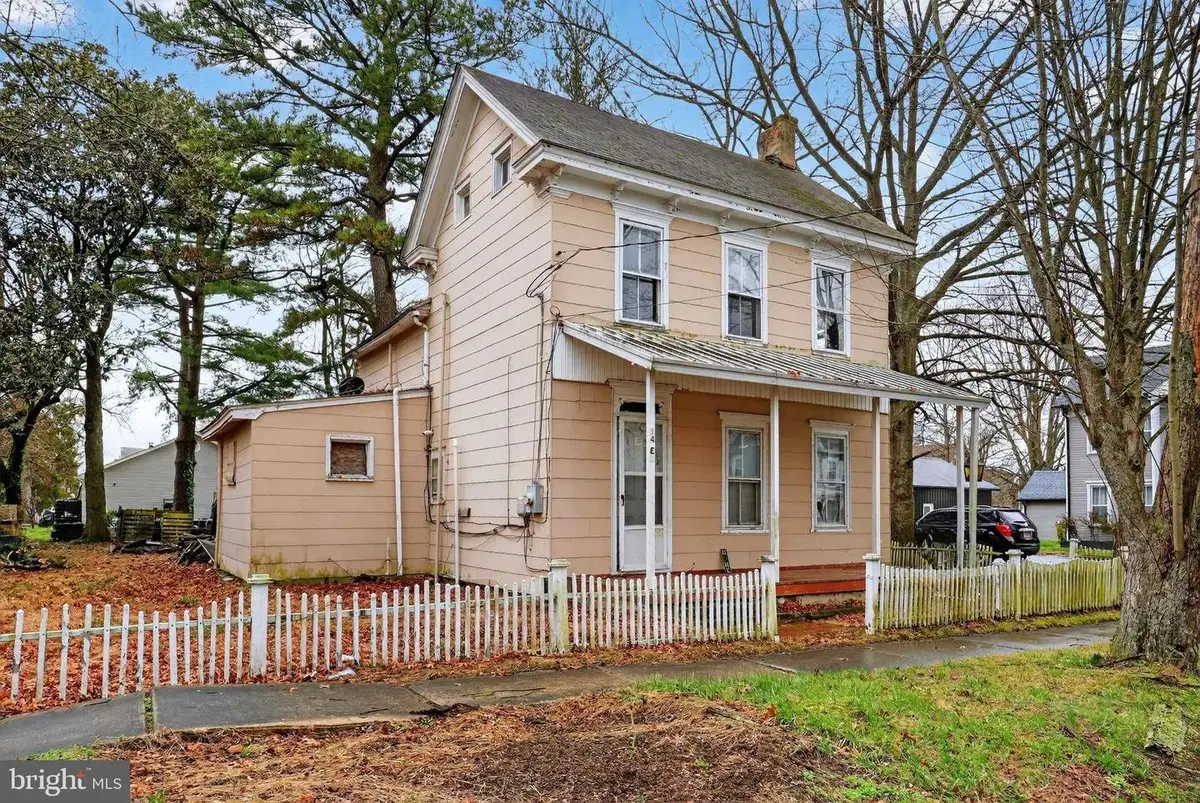 14 E Sewell St, Felton, DE 19943 - #1