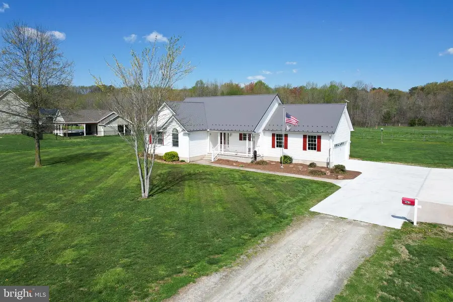 585 Vernon Rd, Harrington, DE 19952 - #2