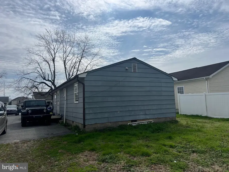 25 East St, Harrington, DE 19952 - #2
