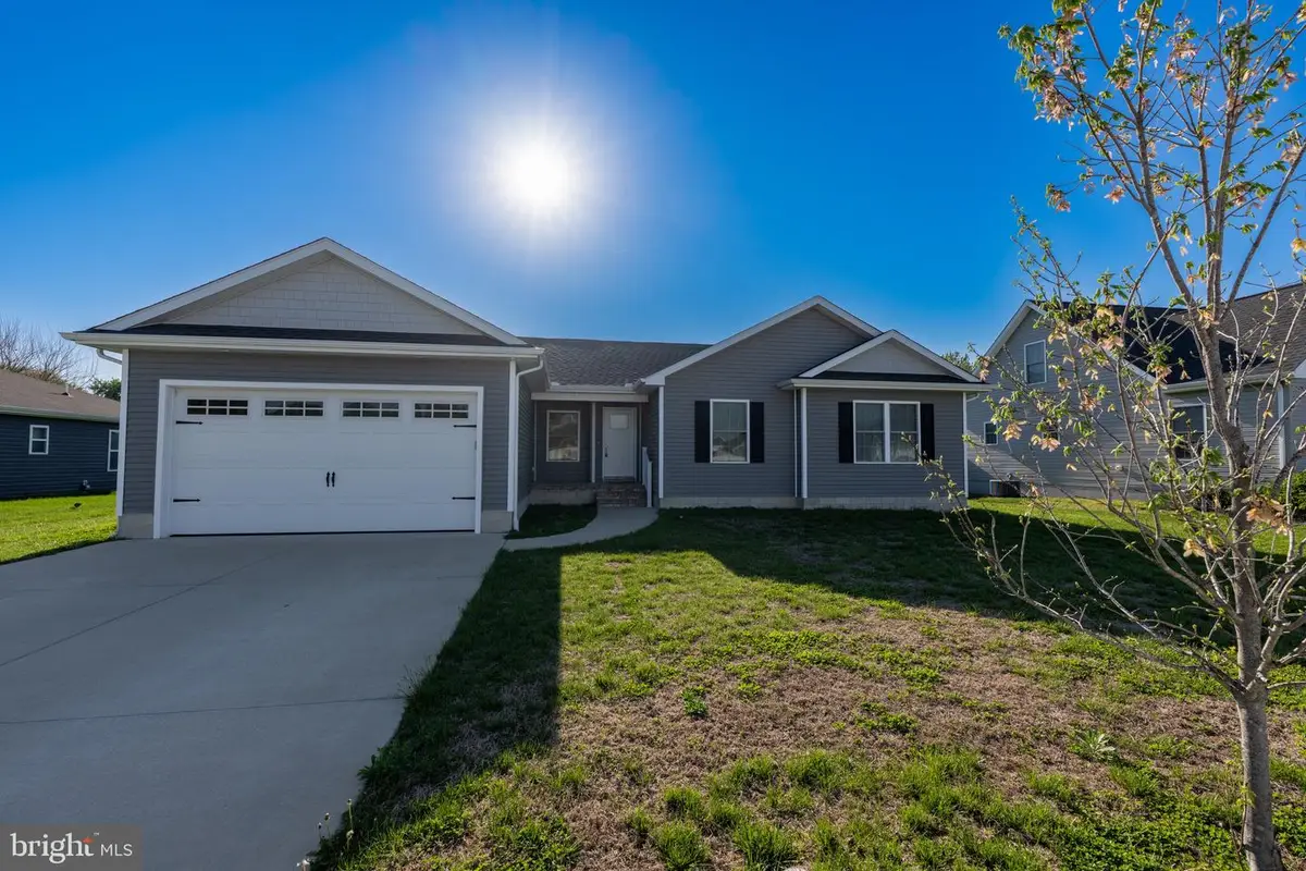 122 Plantation Dr, Felton, DE 19943 - #1