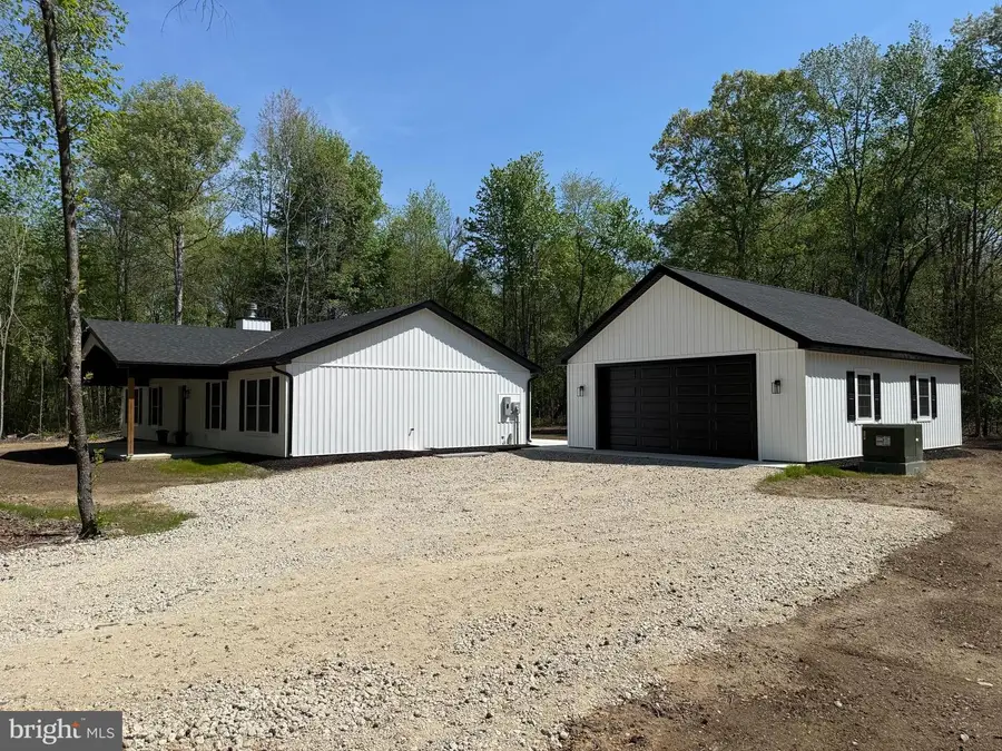 1832 Fox Hunters Rd, Harrington, DE 19952 - #2