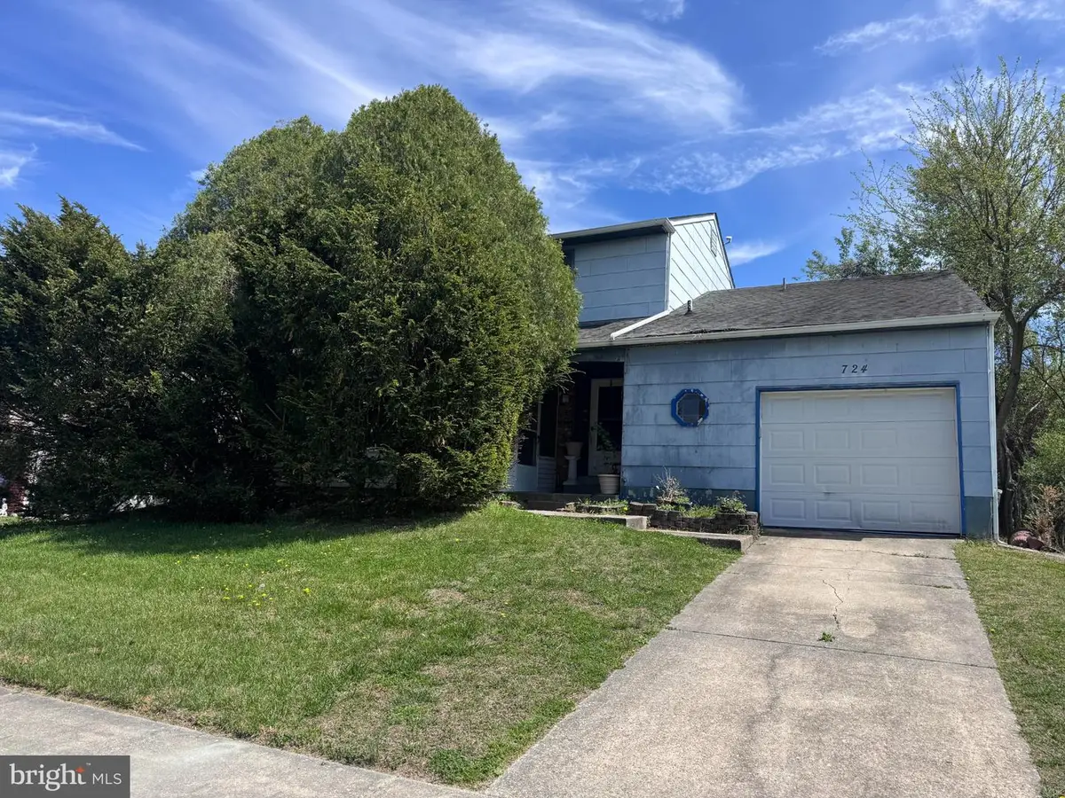 724 Miller Dr, Dover, DE 19901 - #1