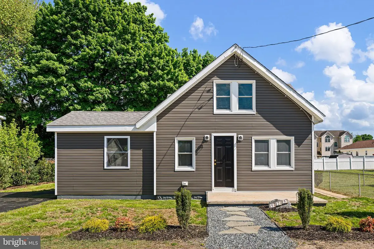 525 W Commerce St, Smyrna, DE 19977 - #1