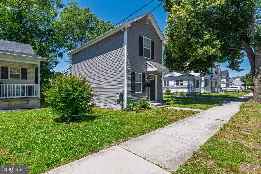 38 S Queen St, Dover, DE 19904 - #2