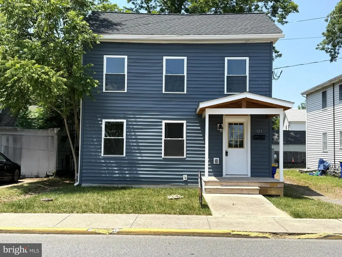 123 Fleming St, Harrington, DE 19952 - #1