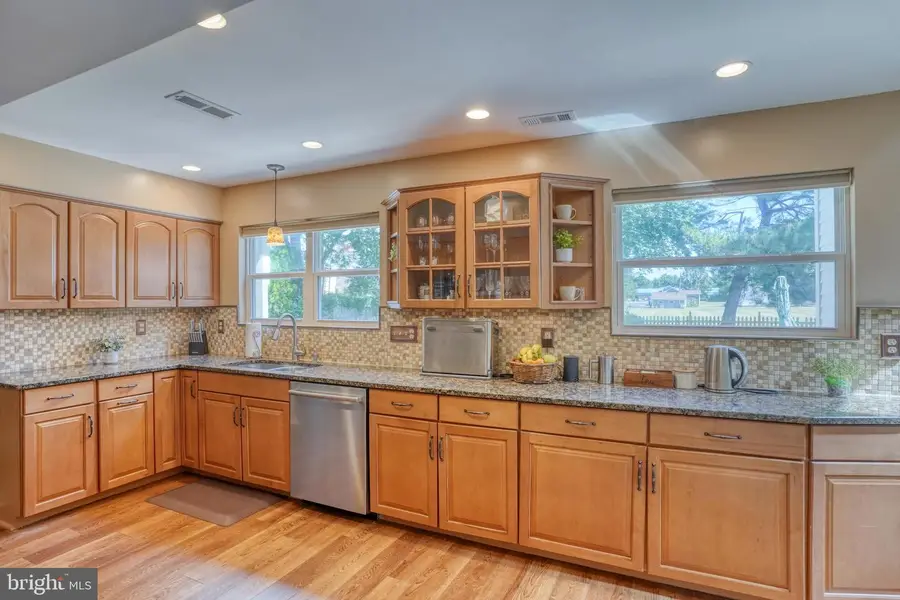 1275 N Farmview Dr, Dover, DE 19904 - #2