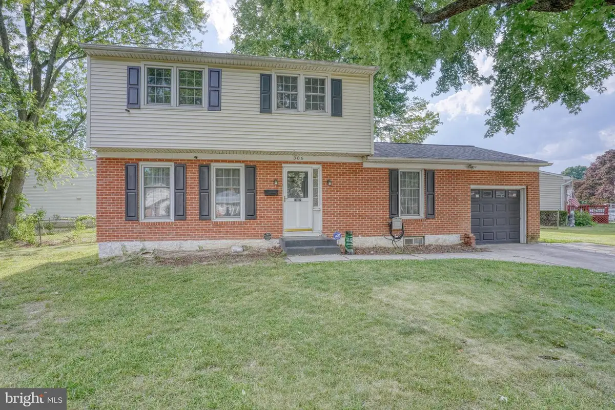 306 Macarthur Dr, Dover, DE 19901 - #1