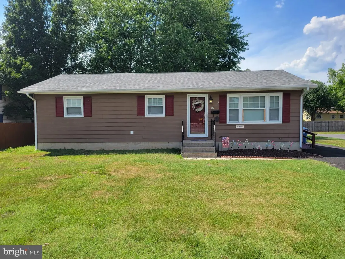 52 S Railroad Ave, Wyoming, DE 19934 - #1