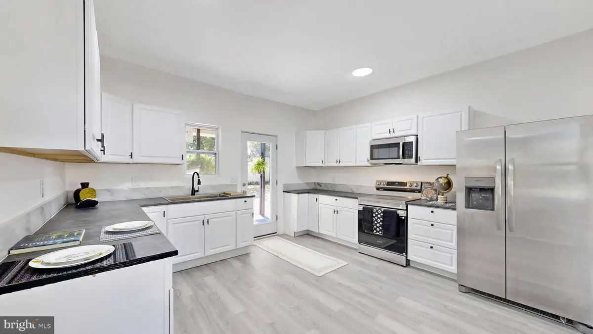 14 E Sewell St, Felton, DE 19943 - #1