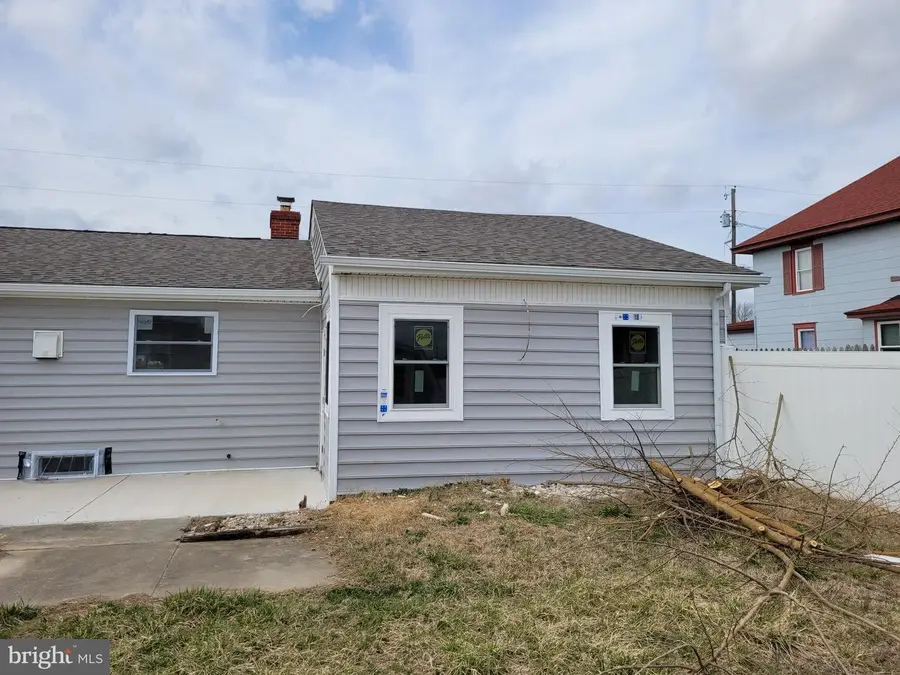 10411 S Dupont Hwy, Felton, DE 19943 - #2