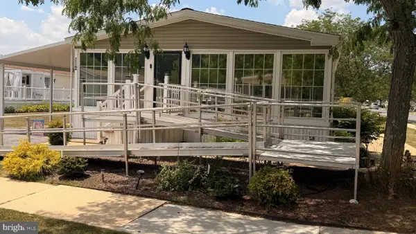 112 Skyline Locust Dr #112, SMYRNA, DE 19977