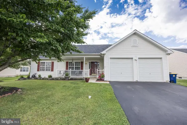 57 London Dr, SMYRNA, DE 19977