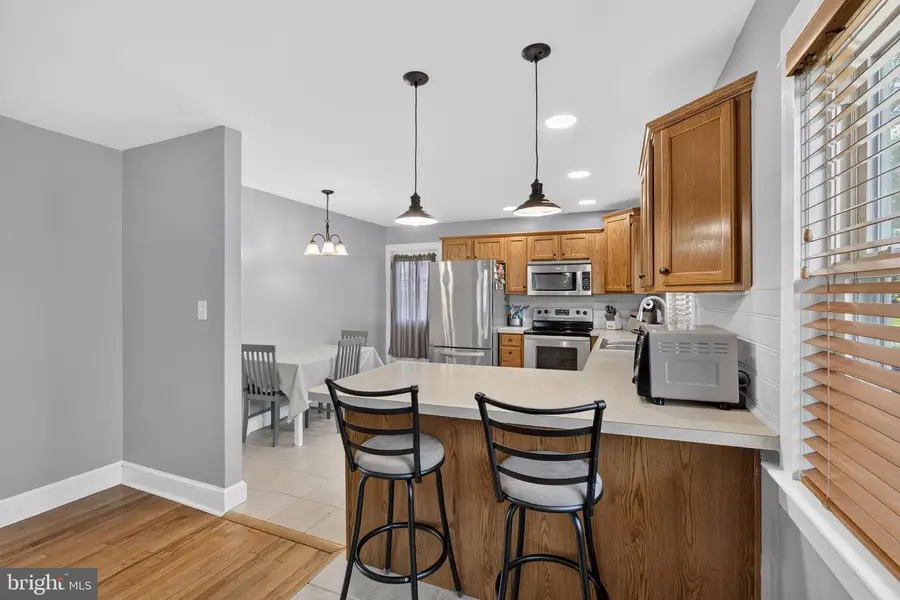 812 E Division St, Dover, DE 19901 - #3