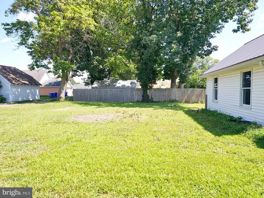 100 Third St, Harrington, DE 19952 - #3