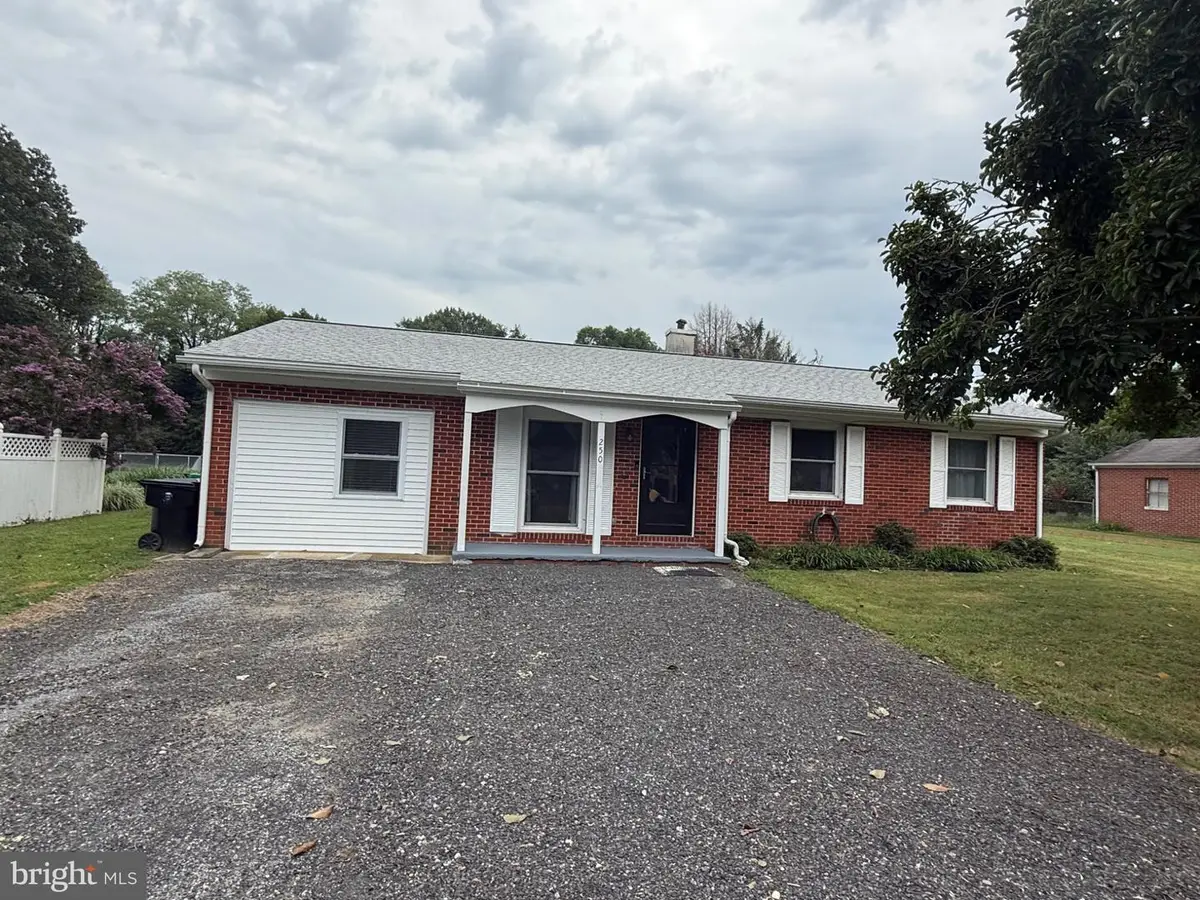 250 Rustic Ln, Dover, DE 19901 - #1