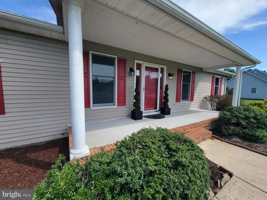 72 Hogtown Rd, Harrington, DE 19952 - #2