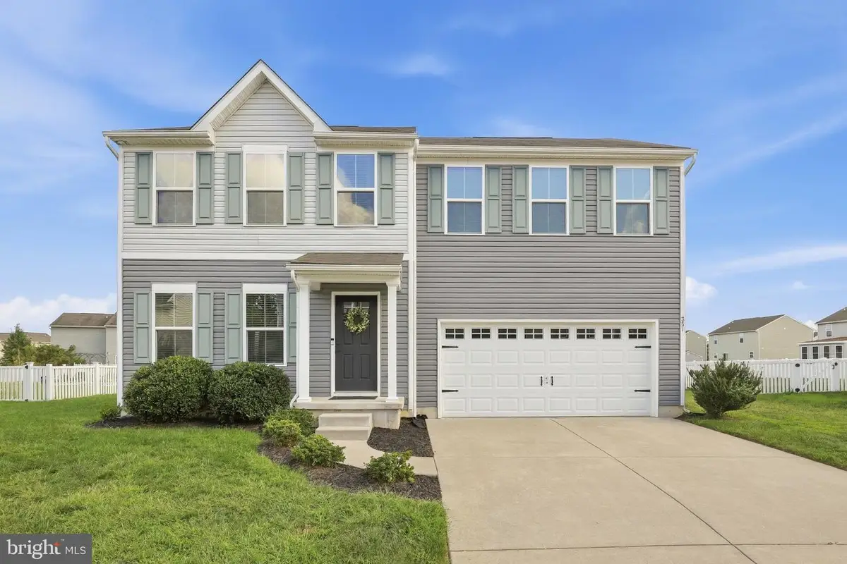 351 Bluecoat St, Dover, DE 19901 - #1