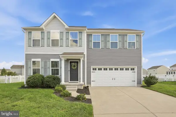 351 Bluecoat St, DOVER, DE 19901