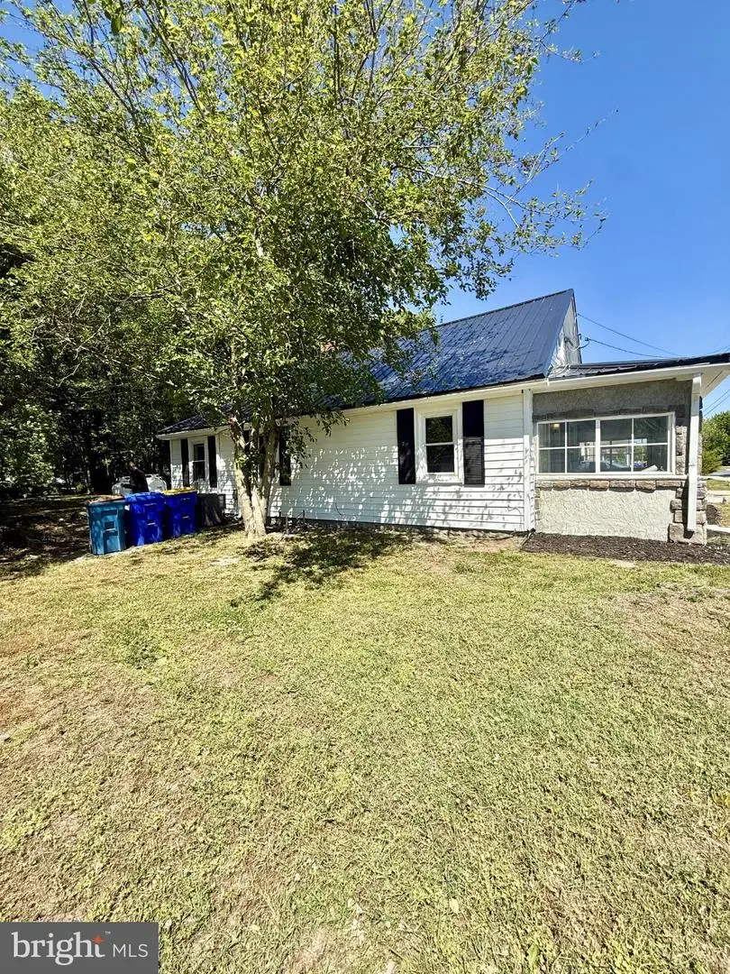 118 W Milby St, Harrington, DE 19952 - #3