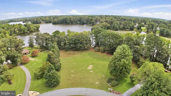13 Lake Crest Dr, MILFORD, DE 19963