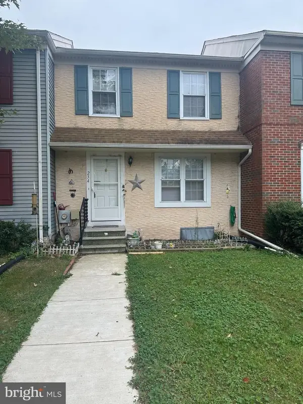 234 Green Blade Dr, DOVER, DE 19904