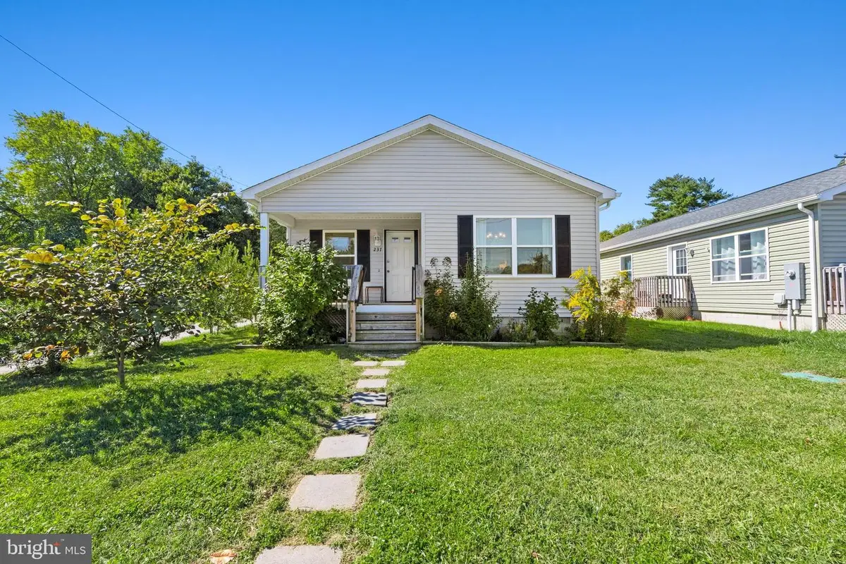 237 Commerce St, Cheswold, DE 19936 - #1