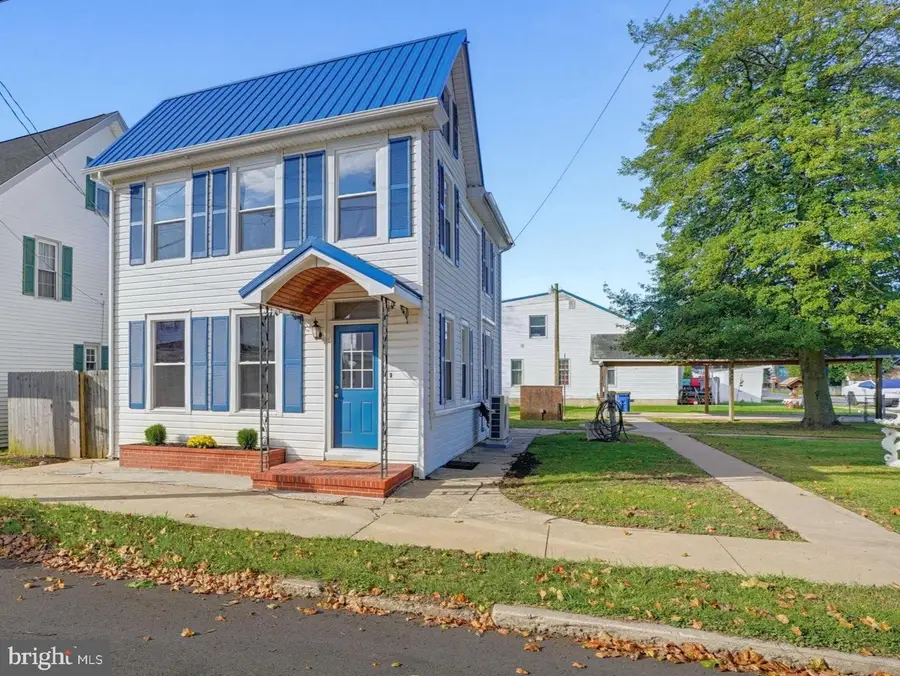 201 S Rodney St, Clayton, DE 19938 - #3