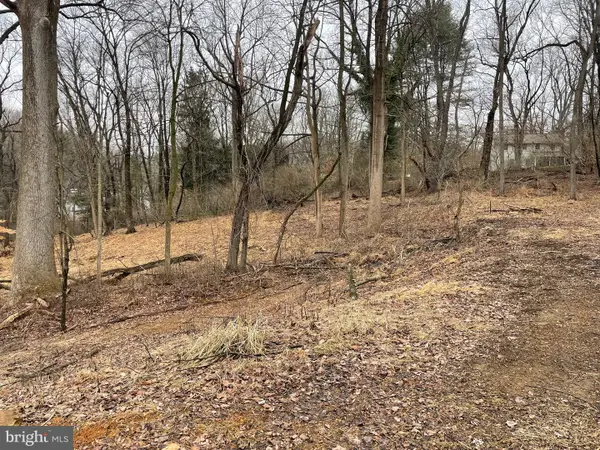 219 Phillips Dr, WILMINGTON, DE 19808