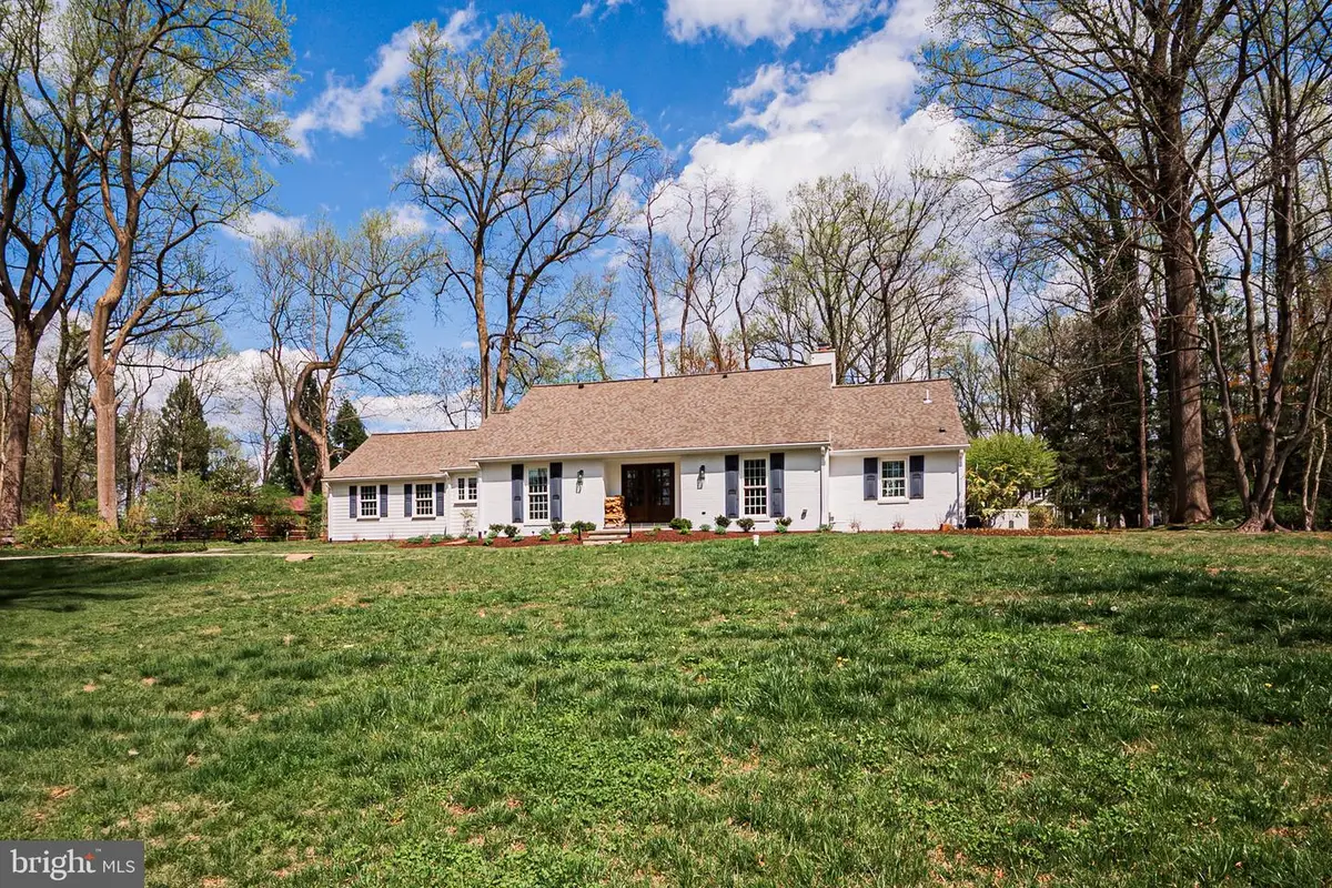 312 Center Hill Rd, Wilmington, DE 19807 - Image #1