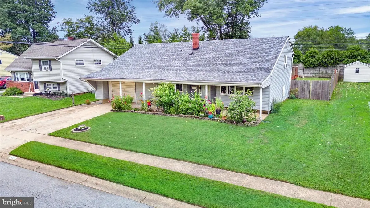 42 Lynch Farm Dr, Newark, DE 19713 - Image #1