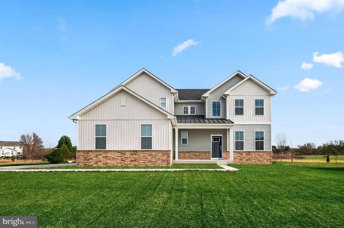 411 Crownleaf Dr, Middletown, DE 19709 - Image #1