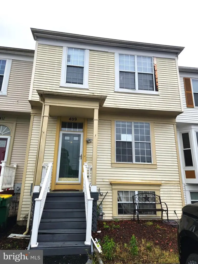 409 Feather Dr, Newark, DE 19702 - Image #1