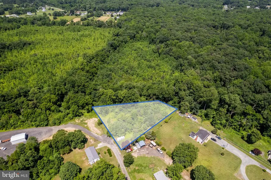 214 Raleigh Mitchell Ln, Townsend, DE 19734 - Image #3