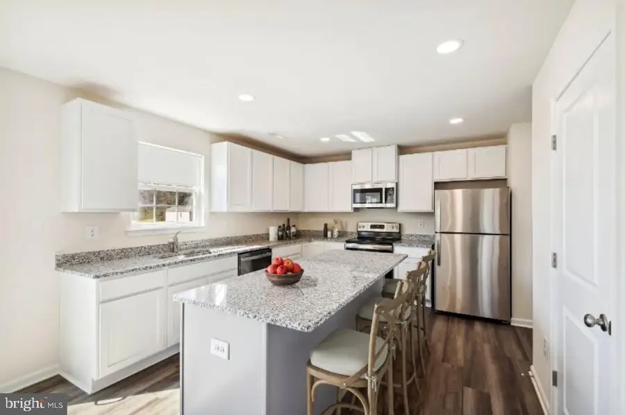 14 Patterson Ln, Newark, DE 19702 - Image #3