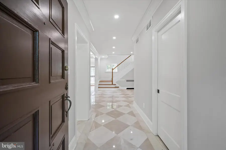 909 Augusta Rd, Wilmington, DE 19807 - Image #3