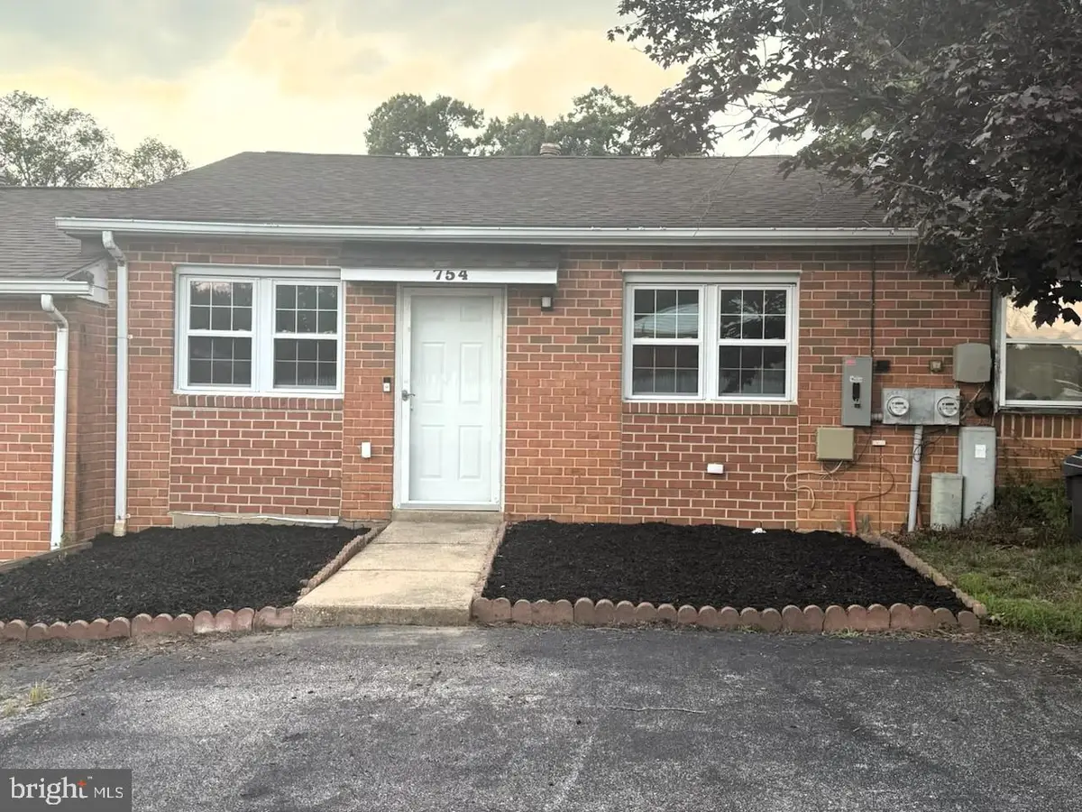 754 Red Clay Dr, Bear, DE 19701 - Image #1