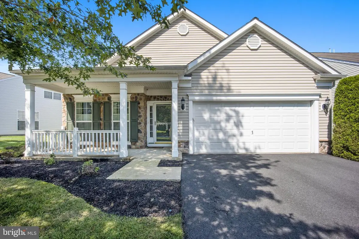 310 Sentinel Ln, Newark, DE 19702 - Image #1