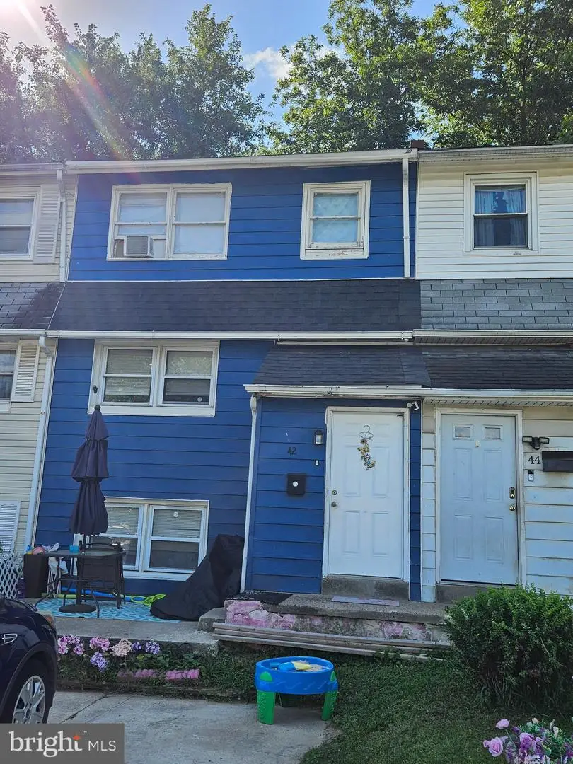 42 Oakmont Dr, New Castle, DE 19720 - Image #1