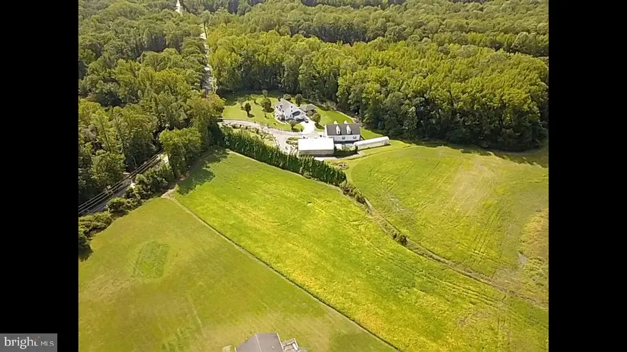 1096 Dexter Corner Rd, Townsend, DE 19734 - Image #2