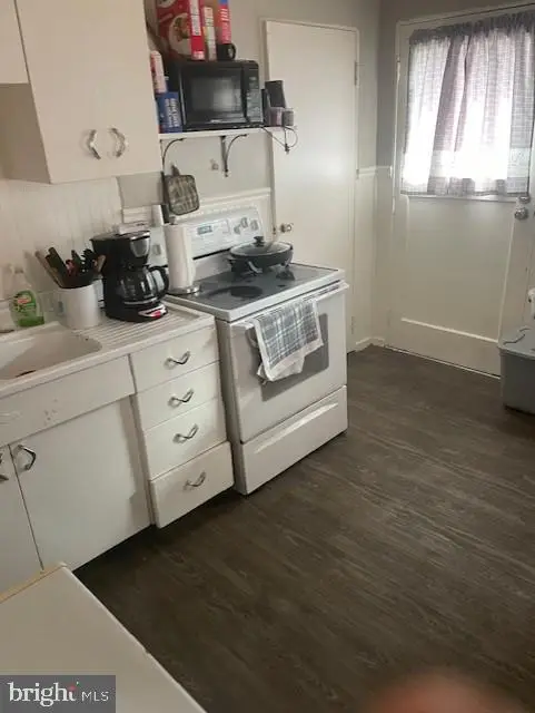 4304 N Pine St, Wilmington, DE 19802 - Image #2