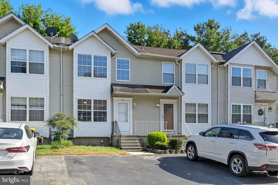 29 Victoria Blvd, Newark, DE 19702 - Image #2