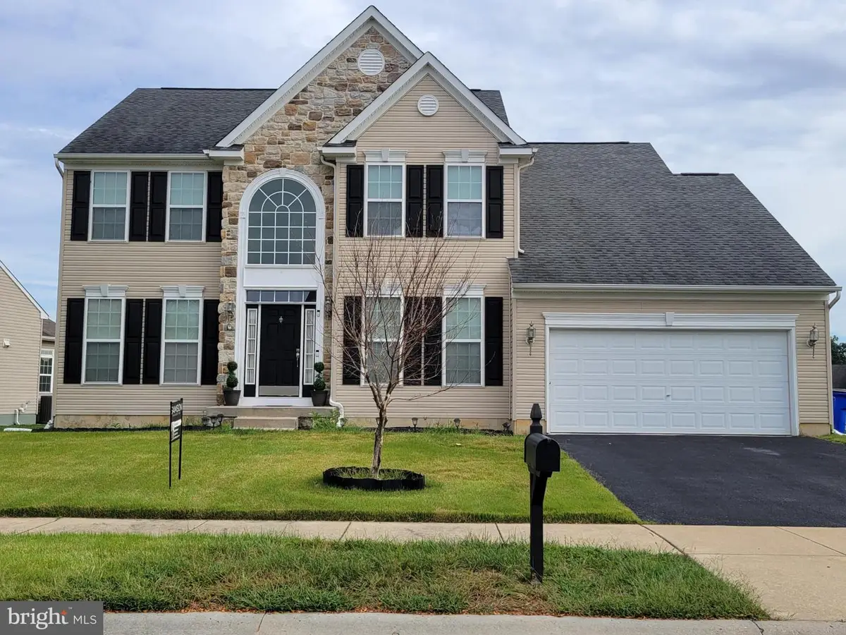 735 Tracy Cir, Townsend, DE 19734 - Image #1