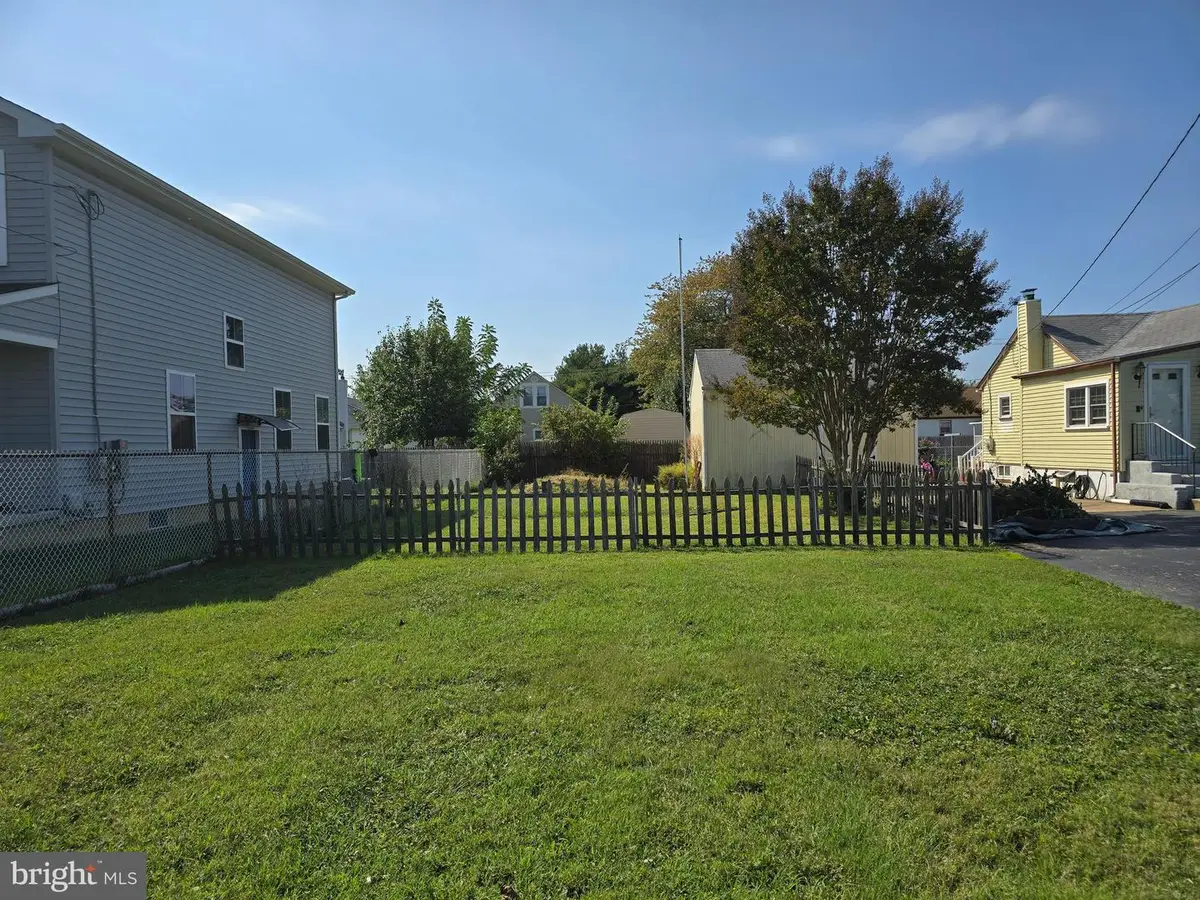 202 Minquadale Blvd, New Castle, DE 19720 - Image #1