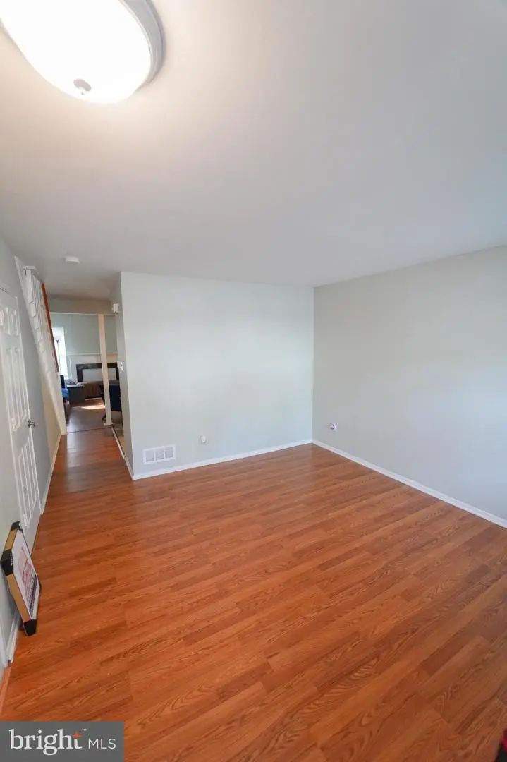 7 Brian Ct, New Castle, DE 19720 - Image #3