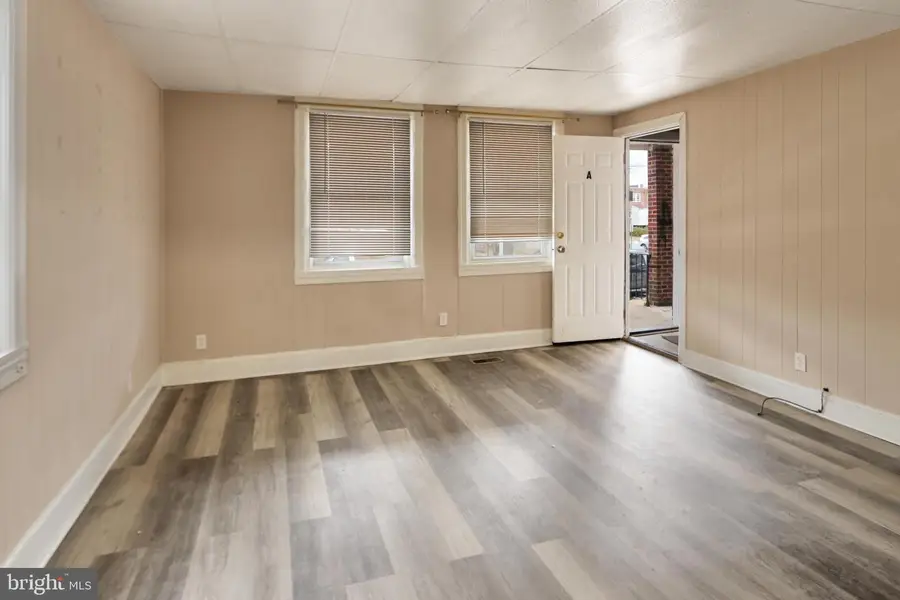 204 W 35th St, Wilmington, DE 19802 - #3