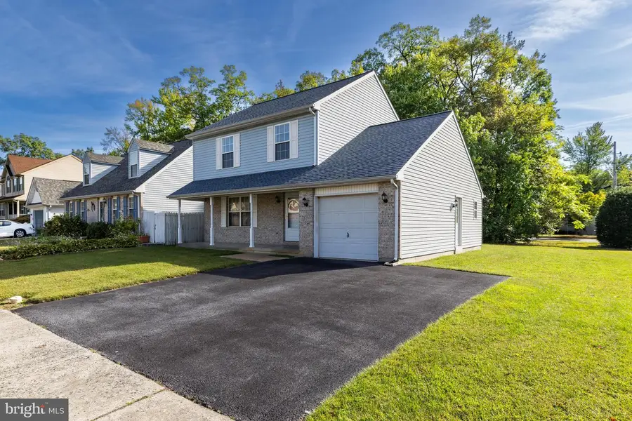 101 N Katrin Cir, New Castle, DE 19720 - Image #2
