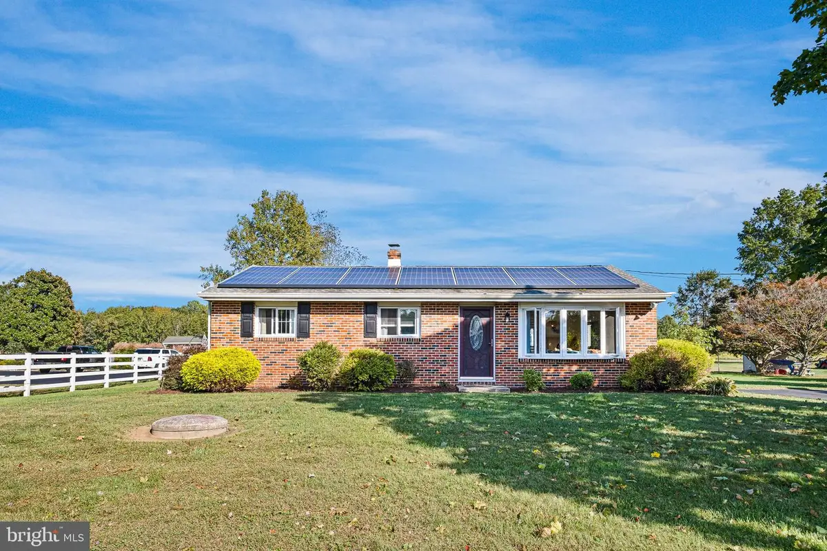 3083 Frazer Rd, Newark, DE 19702 - #1