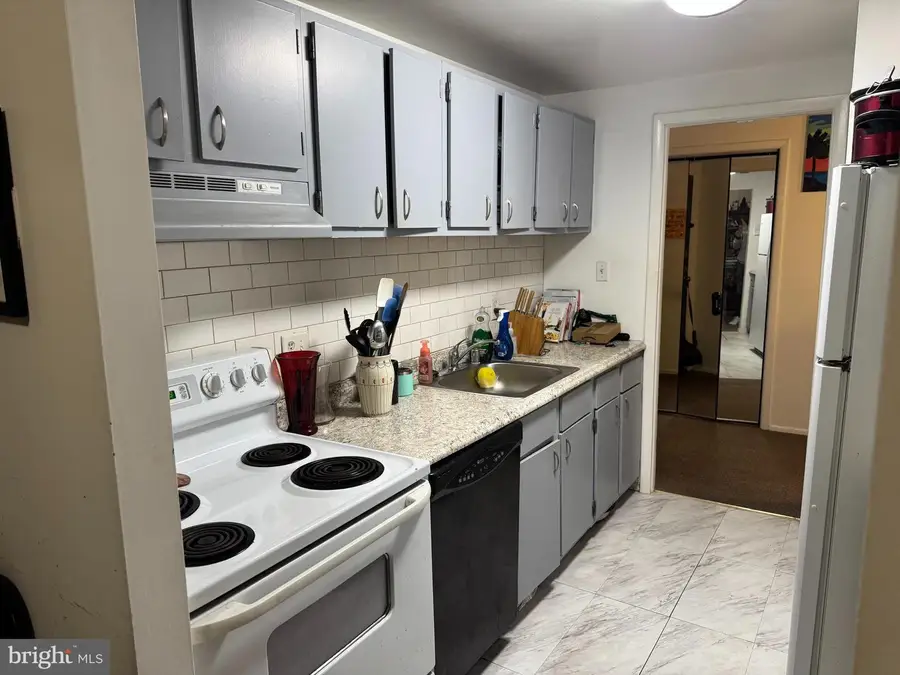 27303 Valley Run Dr #303, Wilmington, DE 19810 - Image #3